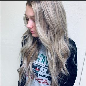 Re selling. Hand tied extensions